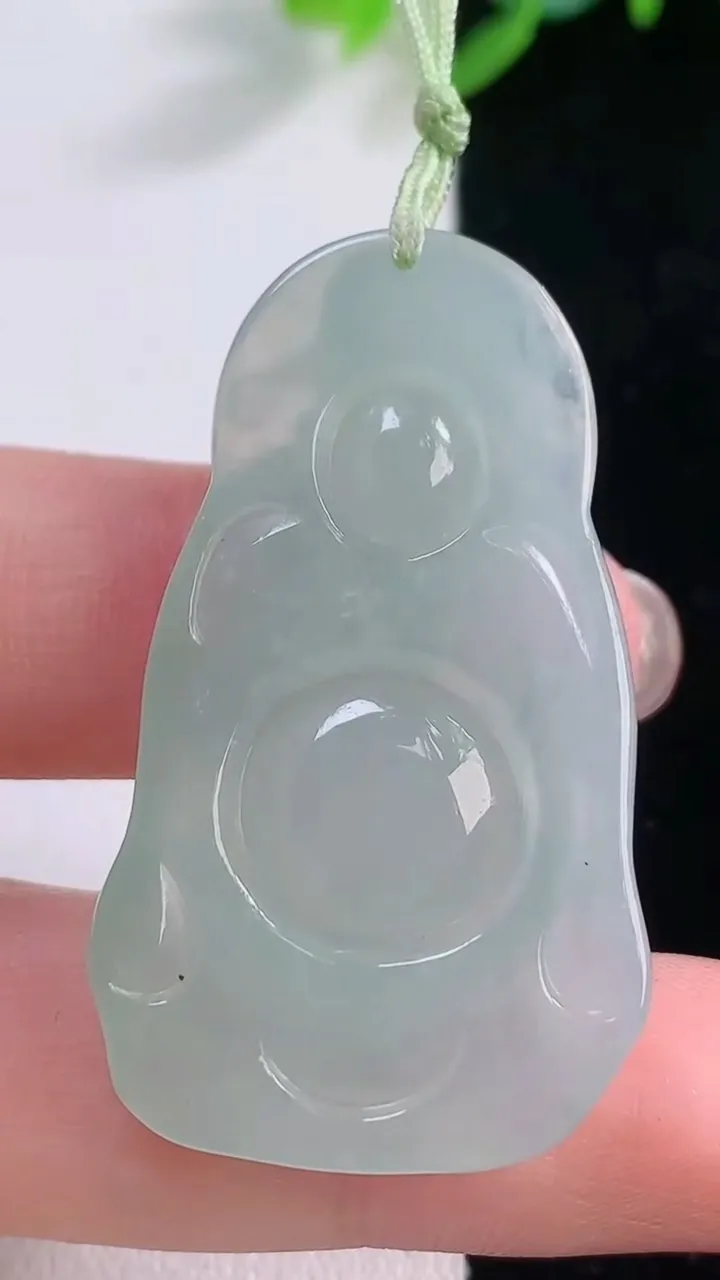 天然A货翡翠财神爷吊坠，尺寸41.3-21.6-7，重量:12.23g
12月1日