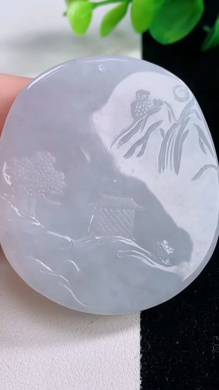 天然A货翡翠文殊菩萨吊坠，尺寸55.6-50.2-8.7，重量:53.97g
12月1日