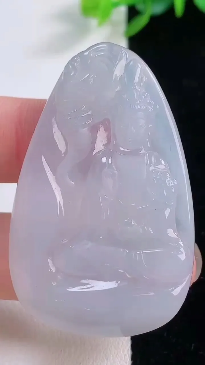 天然A货翡翠普贤菩萨吊坠，尺寸50-32.2-5.6，重量:19.05g
12月1日