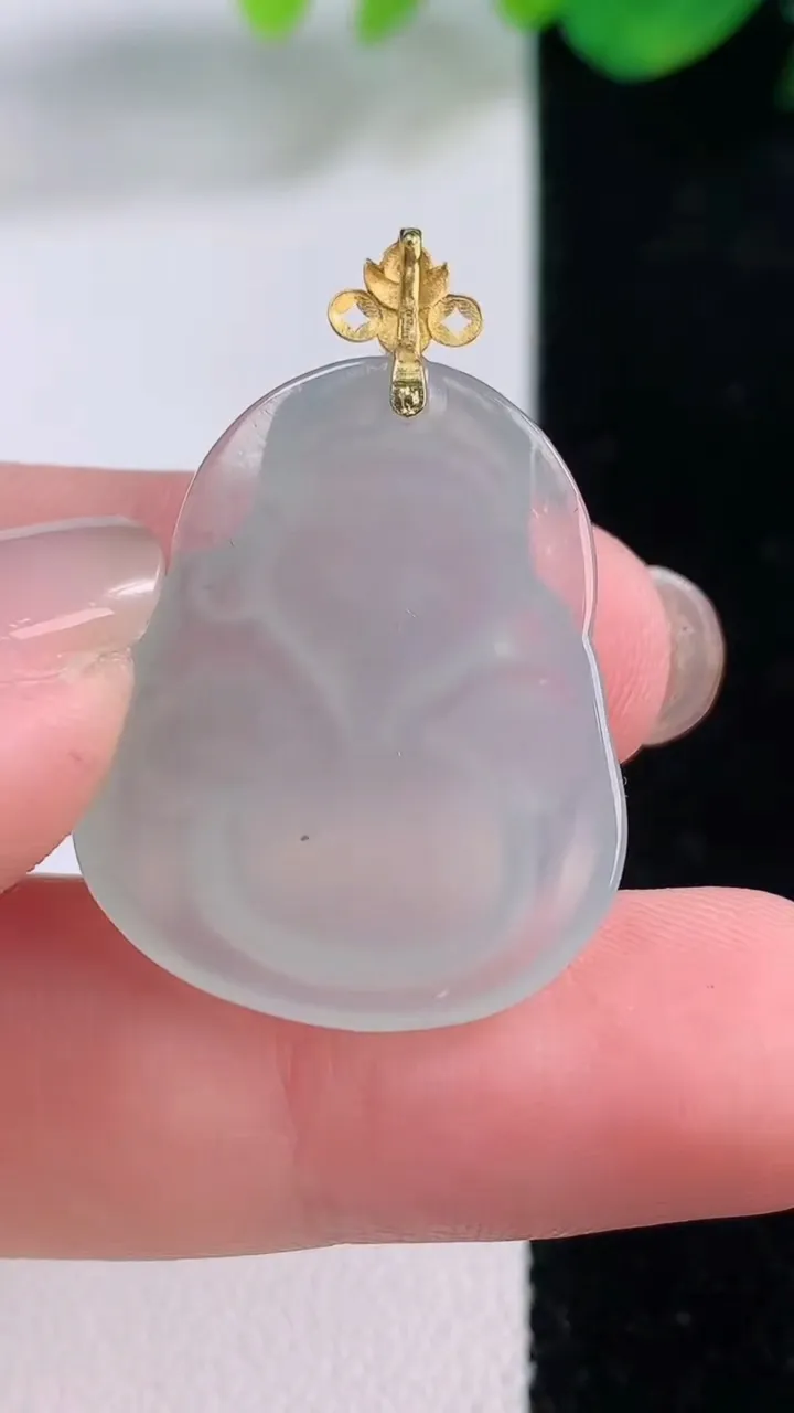 天然A货翡翠种白冰财神爷吊坠，尺寸27.5-21.7-4.9，重量:5.42g
12月2日