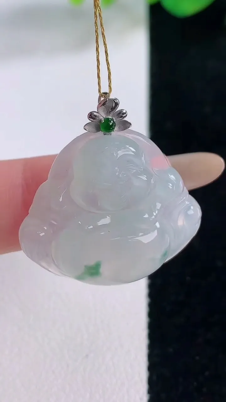 天然A货翡翠种飘花佛公吊坠，尺寸24-26.5-6.2，重量:6.01g
12月2日