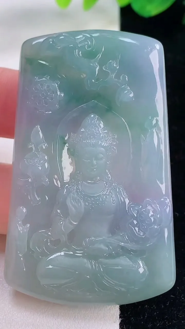 天然A货翡翠紫罗兰大势至菩萨吊坠，尺寸58.8-36-5，重量:26.03g
12月2日