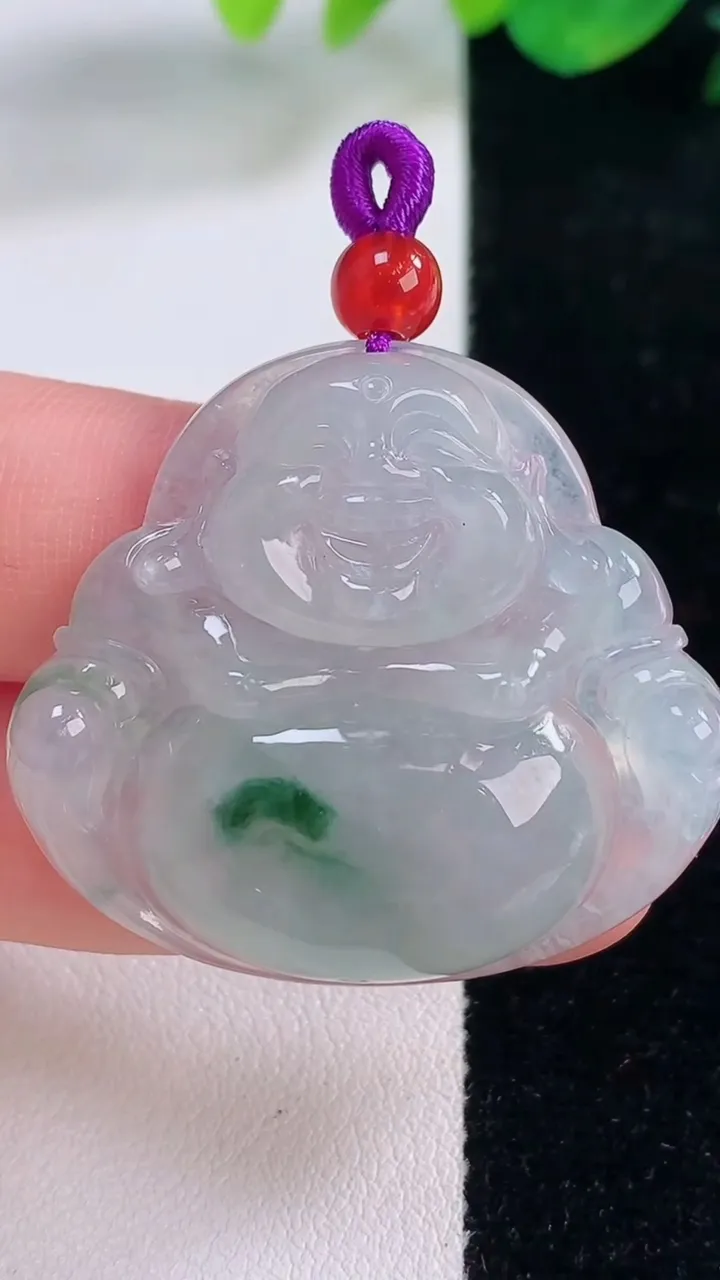 天然A货翡翠冰种飘花佛公吊坠，尺寸33.5-37.4-7.2，重量:13.60g
12月2日