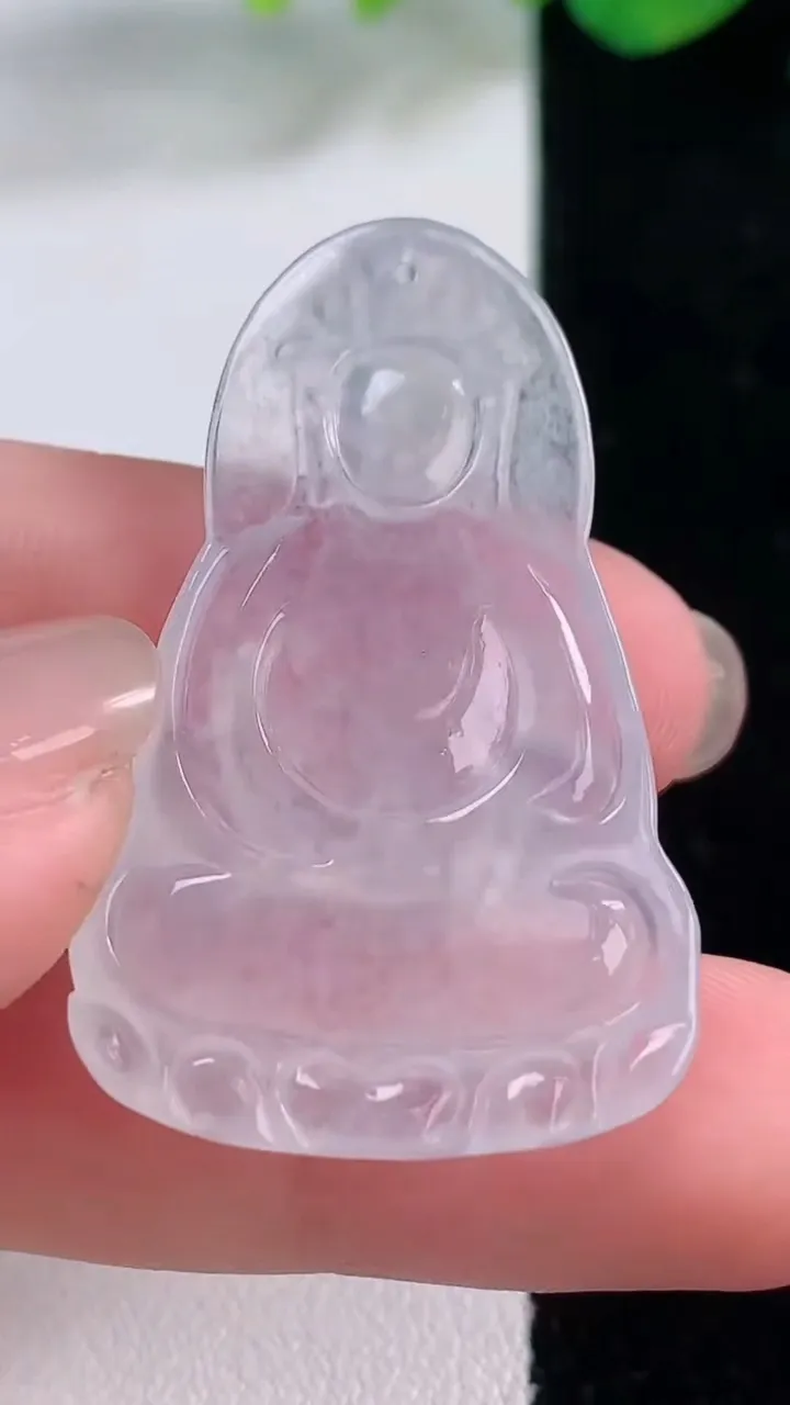 天然A货翡翠观音菩萨吊坠，尺寸40-24.8-3.8，重量:7.10g
12月2日