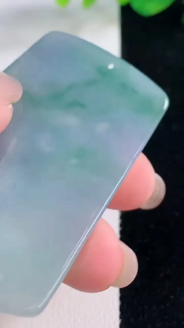 天然A货翡翠紫罗兰大势至菩萨吊坠，尺寸58.8-36-5，重量:26.03g
12月2日