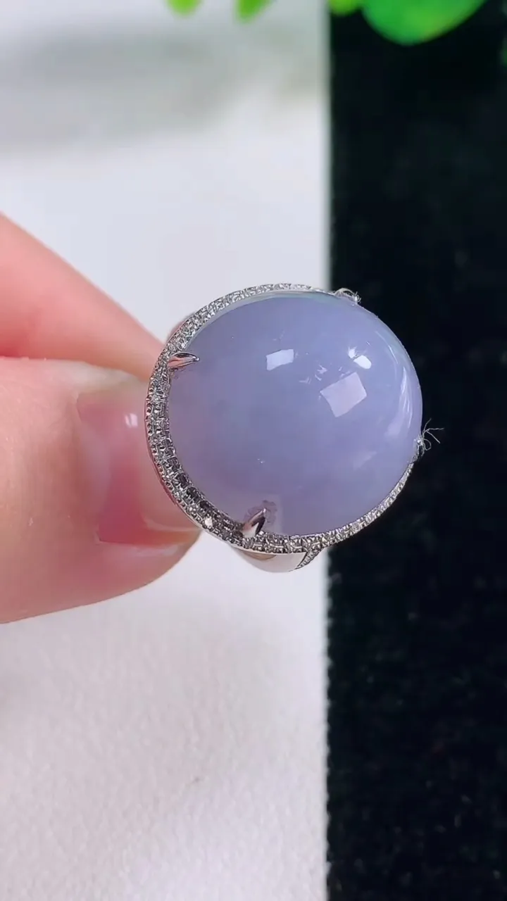 天然A货翡翠18K金紫罗兰蛋面戒指，尺寸17-17.5-15.5-10.4，重量:6.81g2025