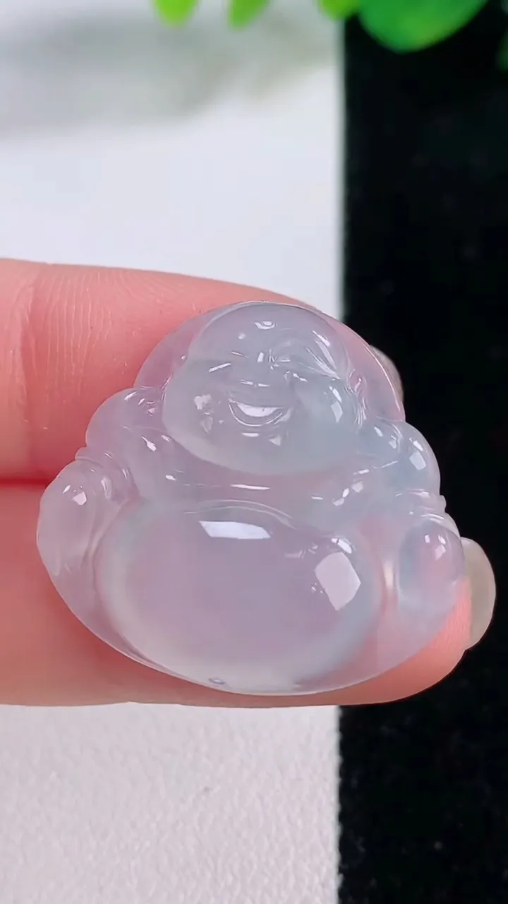 天然A货翡翠冰种飘花佛公吊坠，尺寸25-27.6-6，重量:6.60g
12月2日