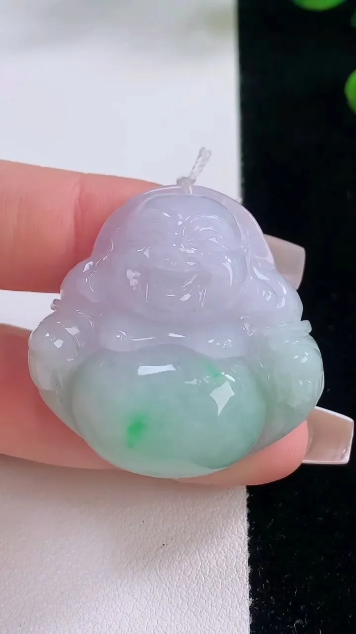 天然A货翡翠佛公吊坠，尺寸35-35-12.9，重量:24.33g
12月2日