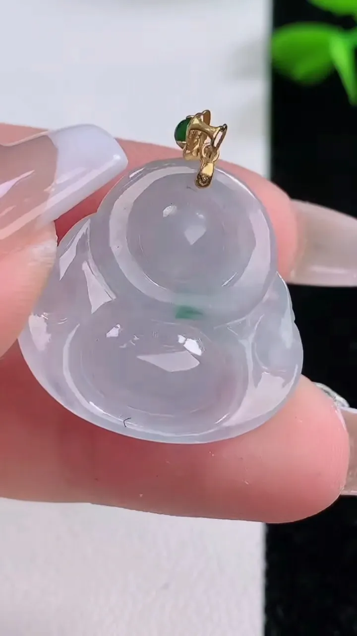 天然A货翡翠种飘花佛公吊坠，尺寸24.5-23-5.6，重:4.51g
12月2日