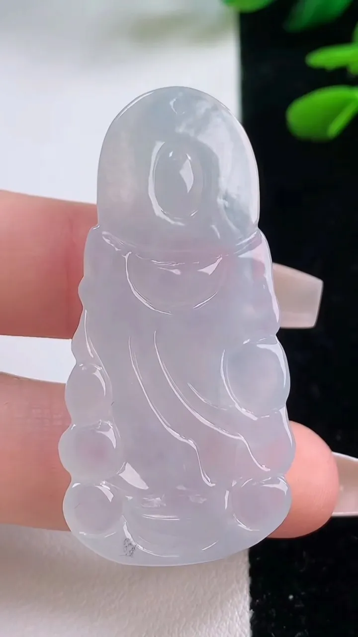 天然A货翡翠观音菩萨吊坠，尺寸49.4-23.5-5.7，重量:12.64g
12月2日