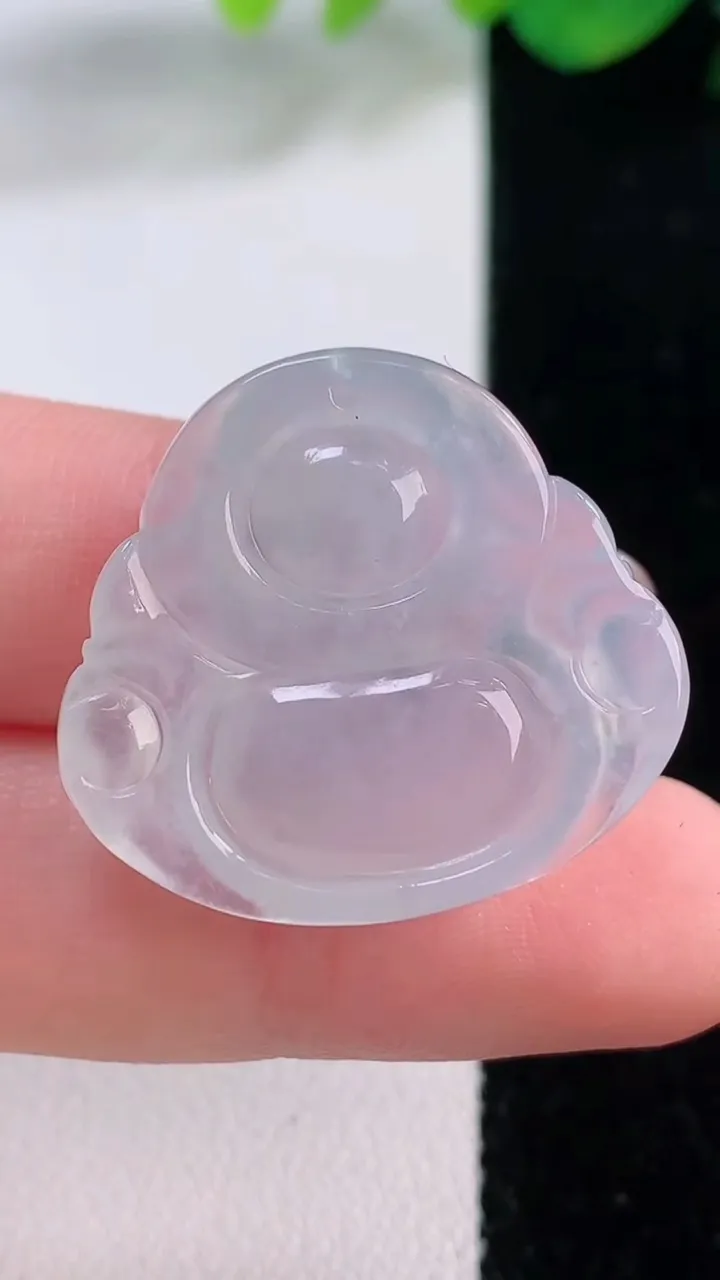 天然A货翡翠冰种飘花佛公吊坠，尺寸25-27.6-6，重量:6.60g
12月2日