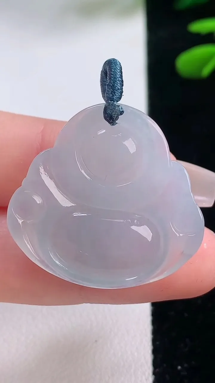 天然A货翡翠佛公吊坠，尺寸28-29.8-6.3，重量:7.64g
12月2日