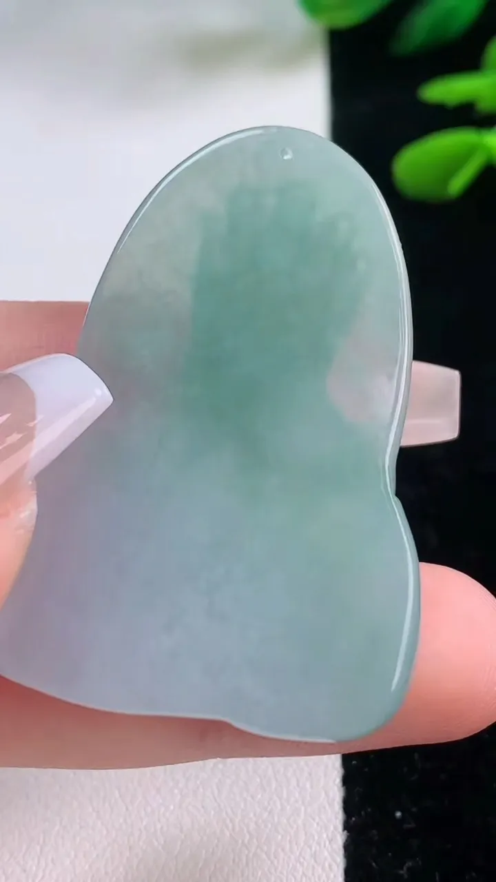 天然A货翡翠文殊菩萨吊坠，尺寸45-30-5.6，重量:13.73g
12月2日