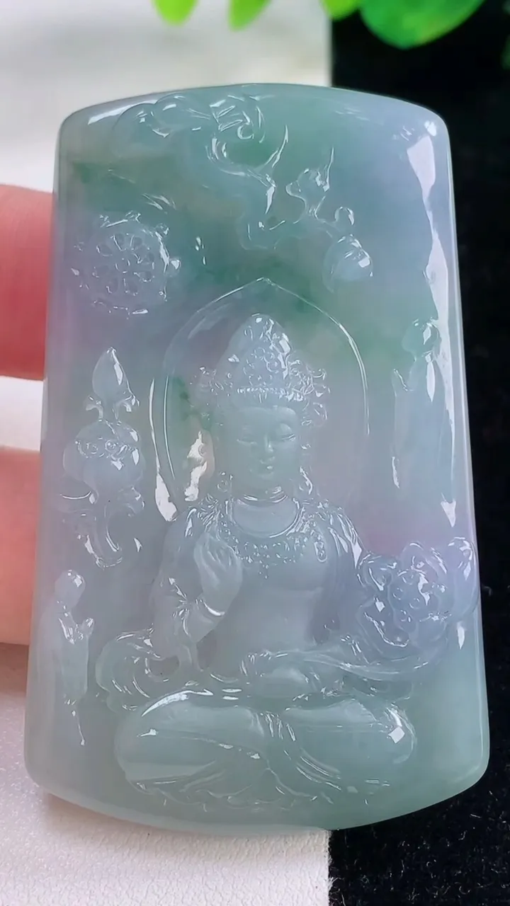 天然A货翡翠紫罗兰大势至菩萨吊坠，尺寸58.8-36-5，重量:26.03g
12月2日