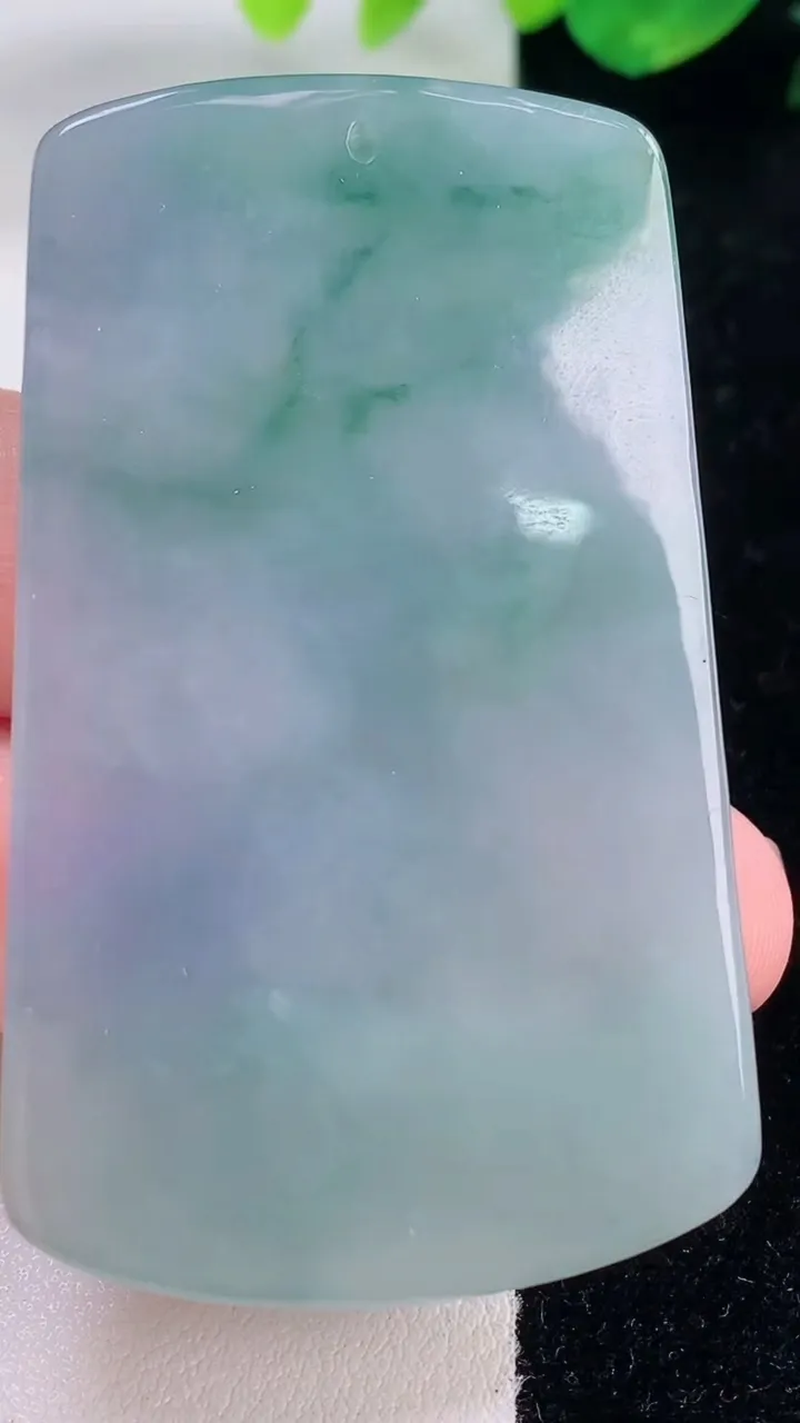 天然A货翡翠紫罗兰大势至菩萨吊坠，尺寸58.8-36-5，重量:26.03g
12月2日