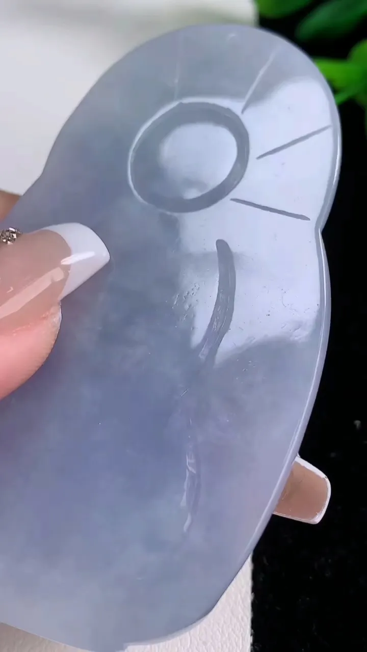 天然A货翡翠紫罗兰千手观音吊坠，尺寸78-45-9，重:50.06g
12月2日