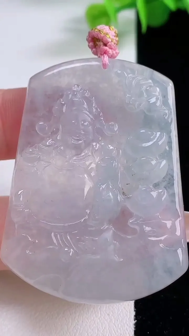 天然A货翡翠财神爷吊坠，尺寸50.3-37-5.4，重量:21.11g
12月4日