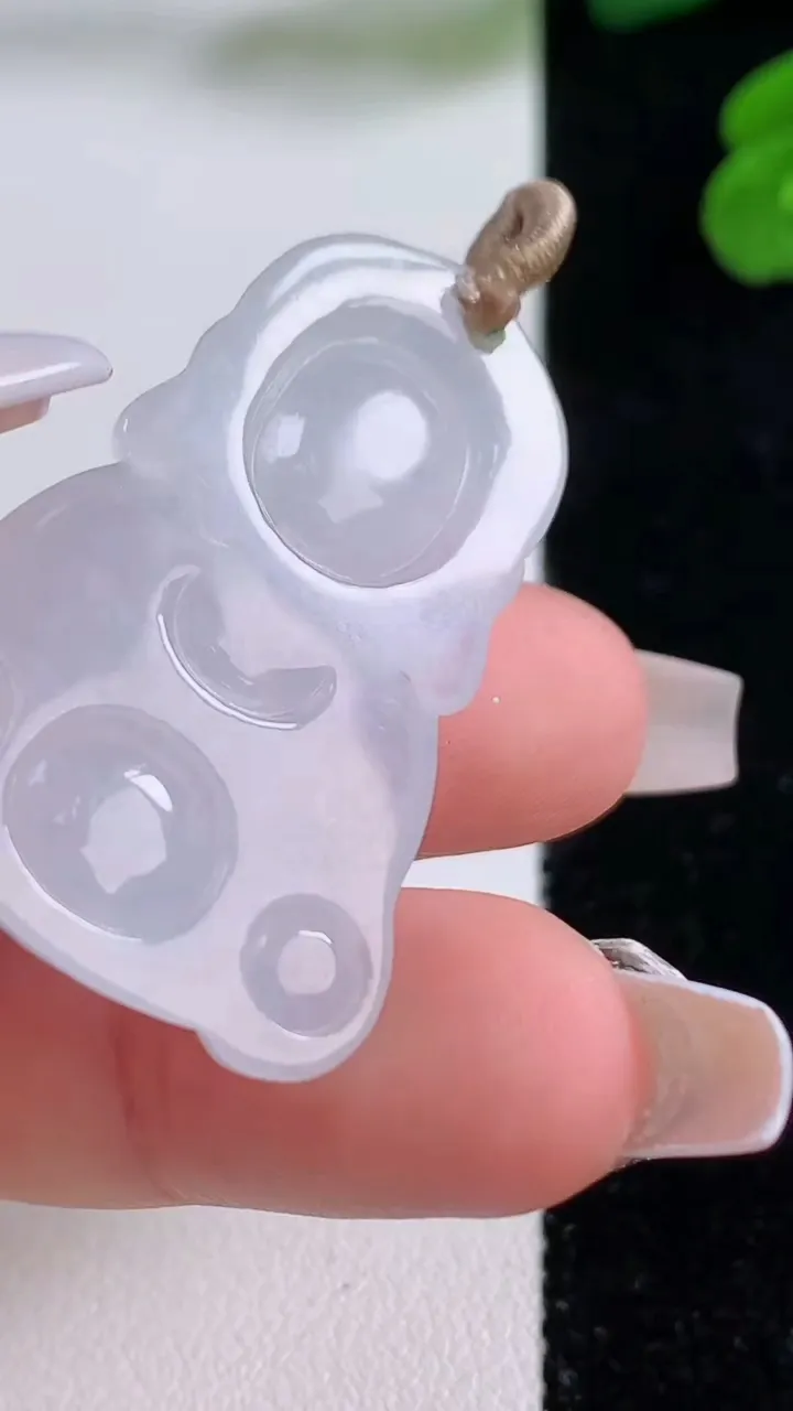 天然A货翡翠宝宝佛吊坠，尺寸40.6-27-5.9，重量:11.16g
12月4日