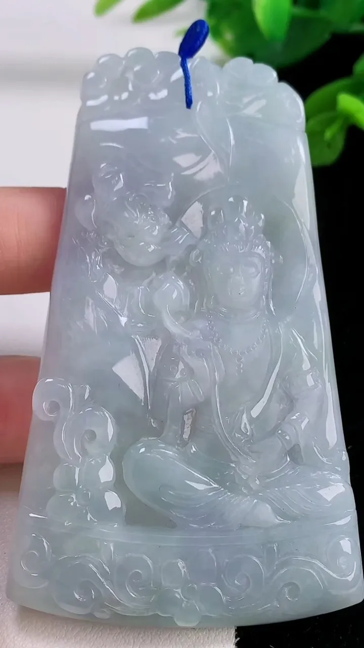 天然A货翡翠紫罗兰大势至菩萨吊坠，尺寸83.6-48.7-5.9，重量:53.96g
12月4日