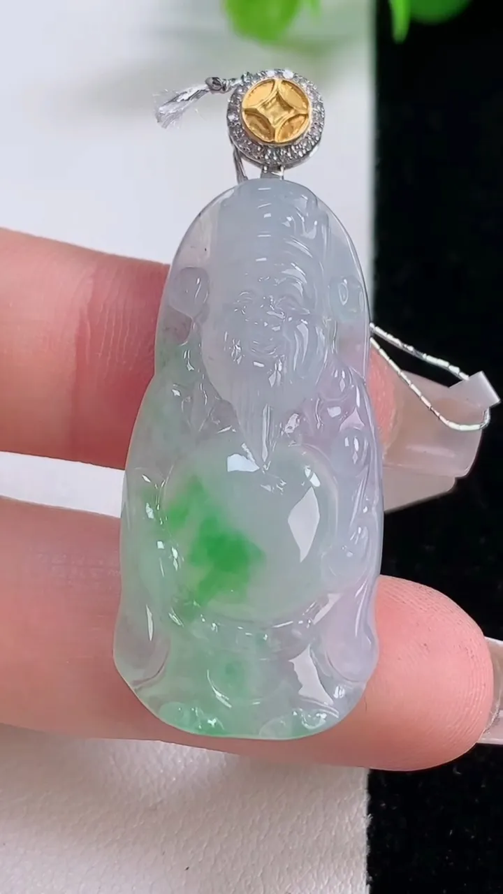 天然A货翡翠财神爷吊坠，尺寸38-17.7-5.6，重量:7.62g
12月5日