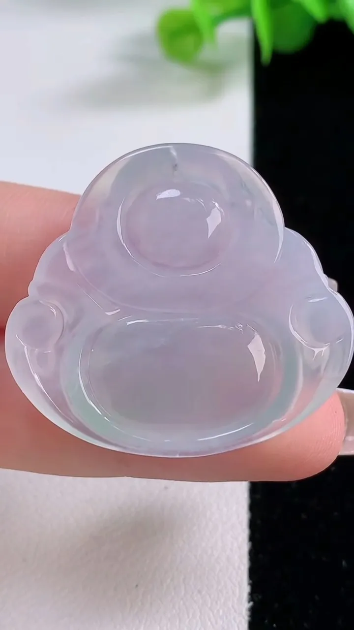 天然A货翡翠佛公吊坠，尺寸31.6-35-5.4，重量:9.25g
12月5日