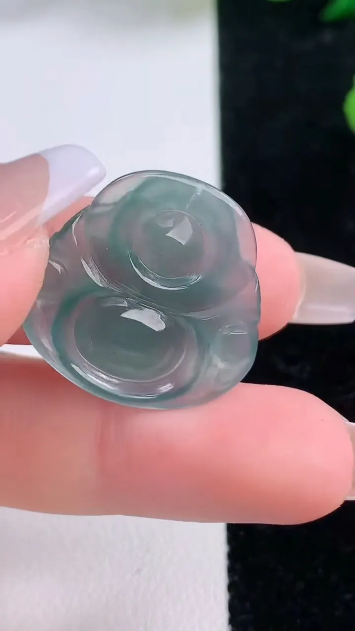 天然A货翡翠佛公吊坠，尺寸23-24.6-4，重:3.40g
12月6日