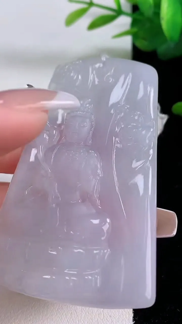 天然A货翡翠紫罗兰大势至菩萨吊坠，尺寸65.2-42.5-4.4，重量:27.70g
12月6日