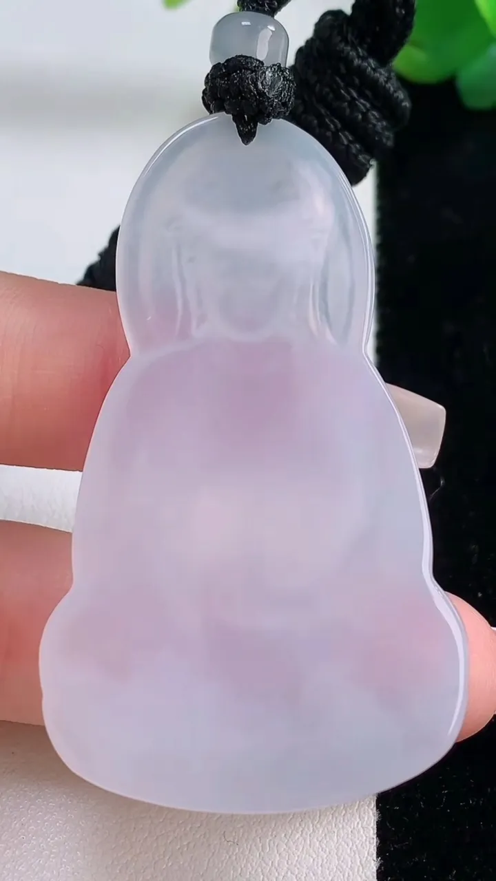 天然A货翡翠紫罗兰观音菩萨吊坠，尺寸56-33.5-5，重量:22.76g
12月6日