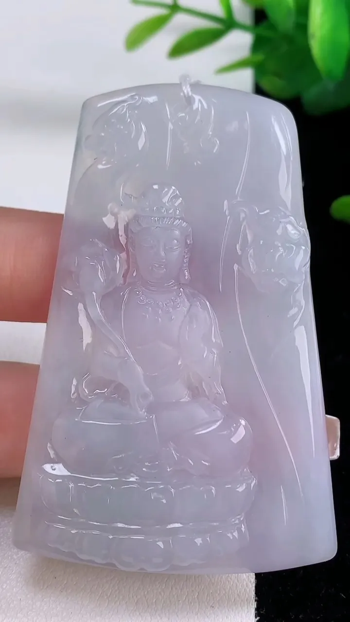 天然A货翡翠紫罗兰大势至菩萨吊坠，尺寸65.2-42.5-4.4，重量:27.70g
12月6日