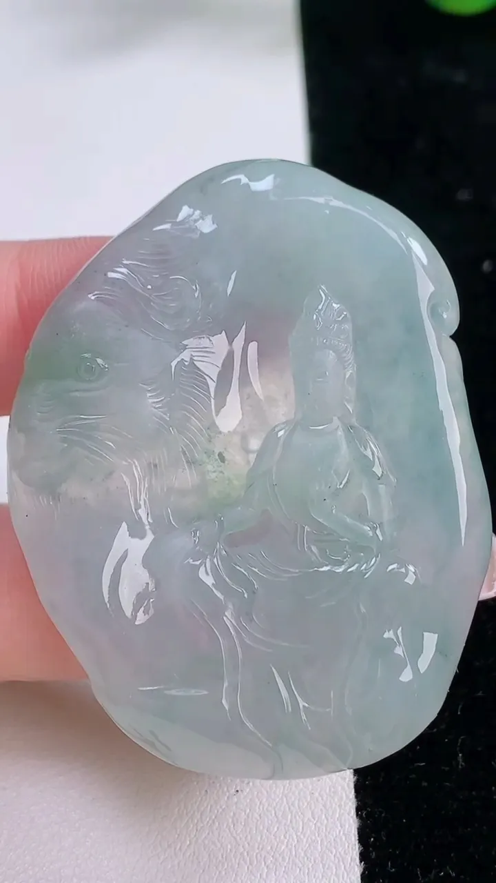 天然A货翡翠文殊菩萨吊坠，尺寸52-40-6.2，重:27.03g
12月6日