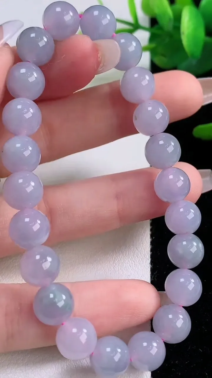 天然A货翡翠紫罗兰圆珠手串，尺寸8.8-22颗，重量:27.47g12月6日
工厂直销收藏佳品,种好
