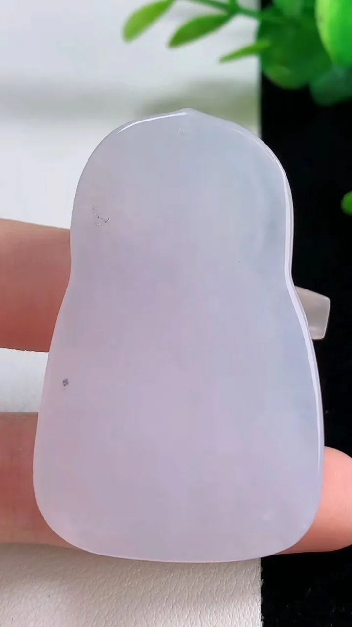 天然A货翡翠阿弥陀佛吊坠，尺寸51.3-32.8-12，重量:41.76g
12月6日