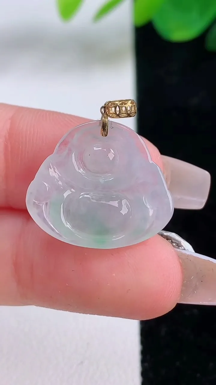 天然A货翡翠佛公吊坠，尺寸16.8-20-4.3，重量:2.20g
12月6日