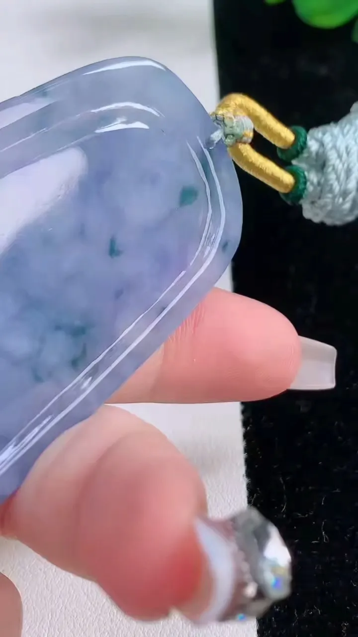 天然A货翡翠紫罗兰大势至菩萨吊坠，尺寸63-37-7.3，重:38.91g
12月6日