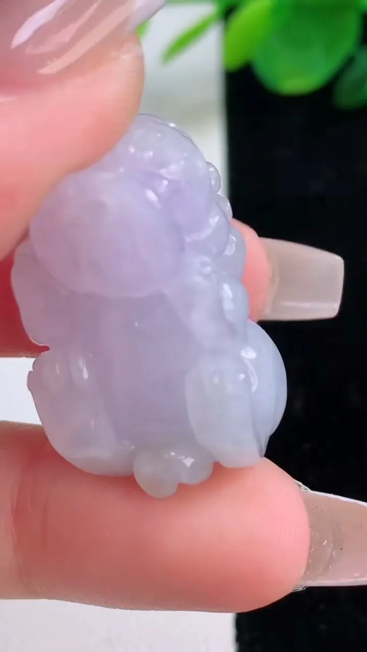 天然A货翡翠紫罗兰貔貅吊坠，尺寸29.3-28.7-13.4，重量:14.23g
12月6日