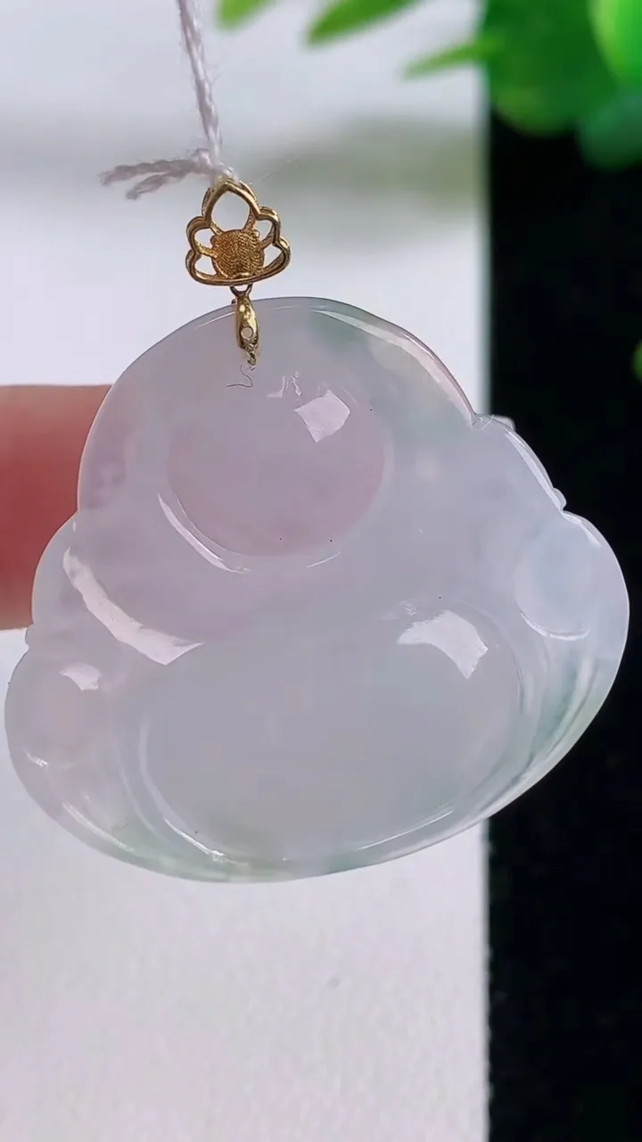 天然A货翡翠佛公吊坠，尺寸29-31.7-5.7，重量:8.52g
12月6日