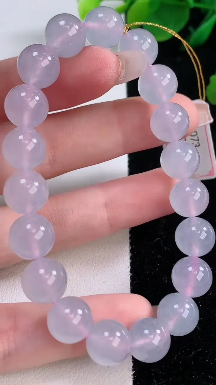 天然A货翡翠种白冰圆珠手串，尺寸10-19颗，重量:32.93g12月7日
工厂直销收藏佳品,种好水