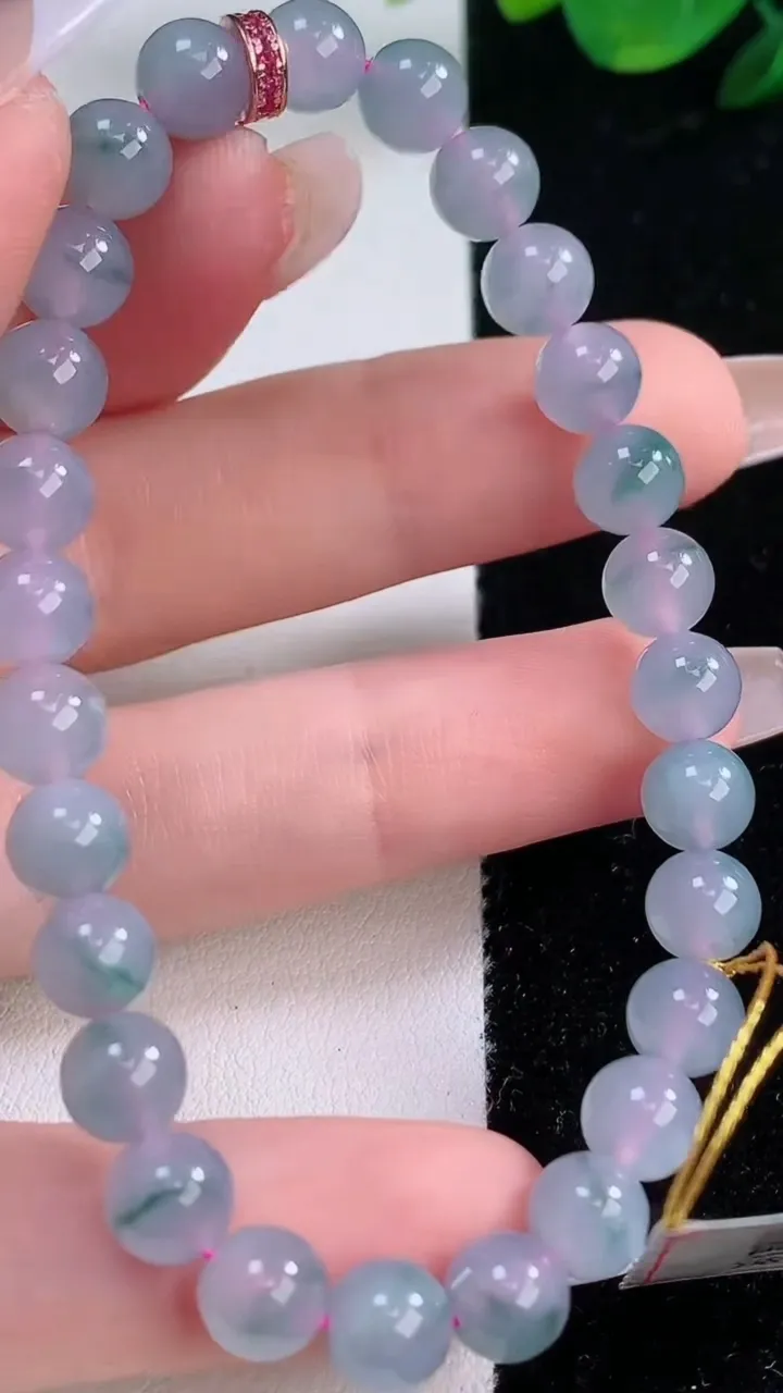 天然A货翡翠紫罗兰圆珠手串，尺寸9.7-67颗，重量:14.63g12月7日
工厂直销收藏佳品,种好