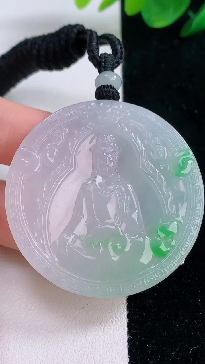 天然A货翡翠文殊菩萨吊坠，尺寸47-4.5，重量:28.74g
12月7日