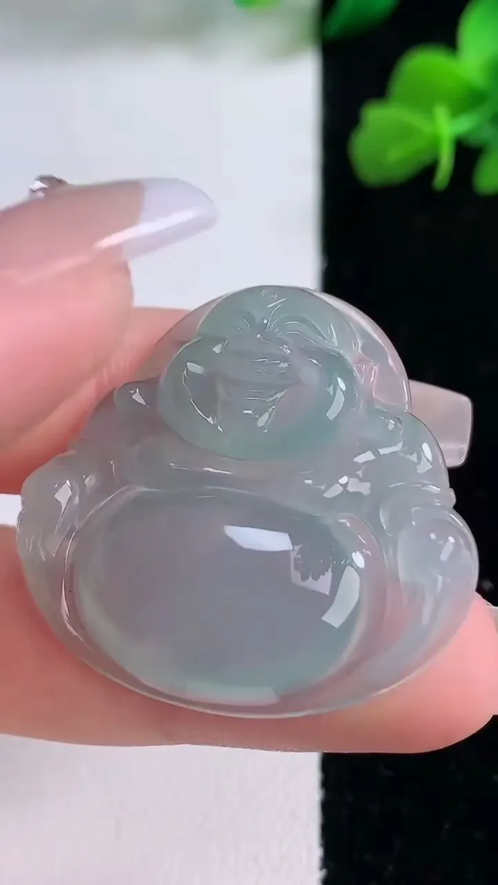 天然A货翡翠佛公吊坠，尺寸32-34.2-5.8，重量:9.68g
12月8日