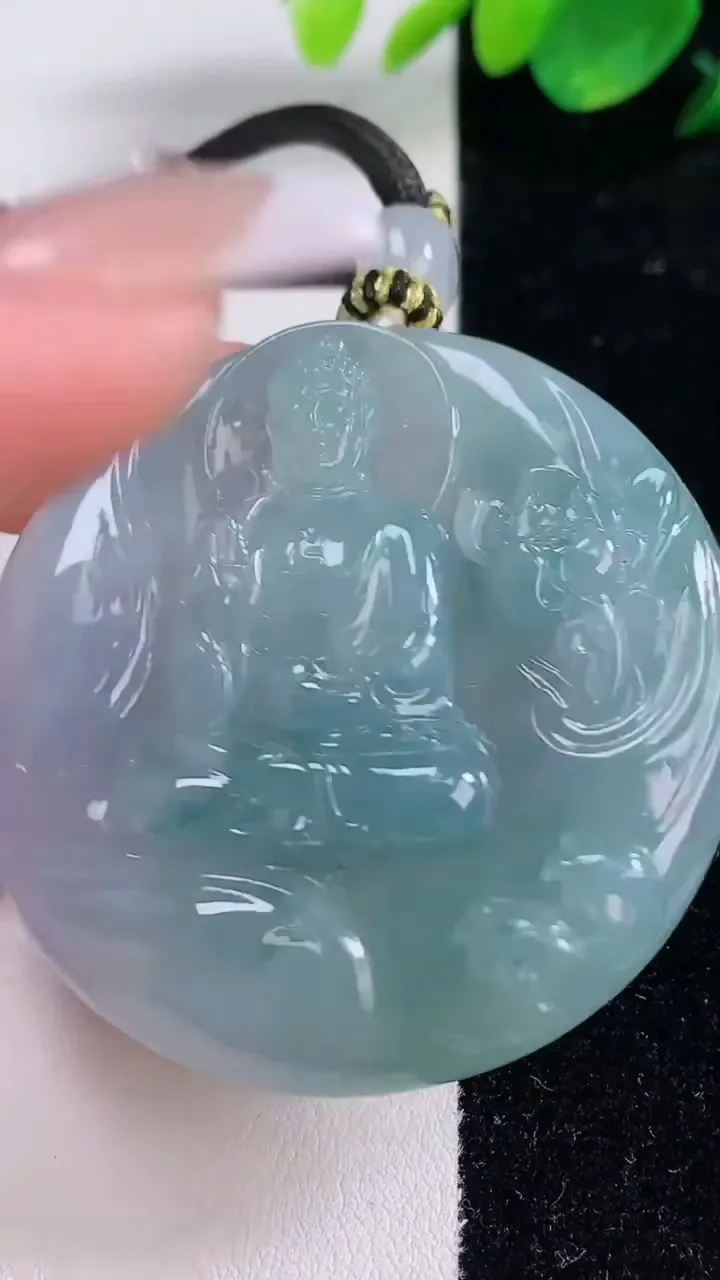 天然A货翡翠紫罗兰阿弥陀佛吊坠，尺寸48.7-9.4，重量:52.54g
12月8日