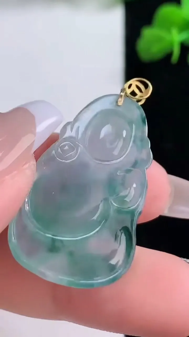 天然A货翡翠种飘花财神爷吊坠，尺寸33.3-20.4-5.6，重量:6.63g
12月8日