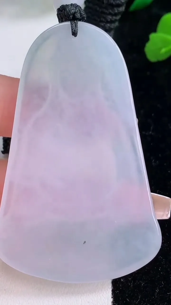 天然A货翡翠种紫罗兰大势至菩萨吊坠，尺寸64.7-45.2-6.3，重量:38.99g
12月8日