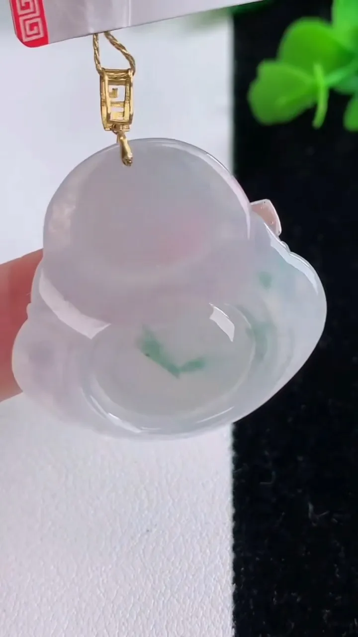 天然A货翡翠种飘花佛公吊坠，尺寸28.8-30.5-5.7，重量:7.87g
12月8日