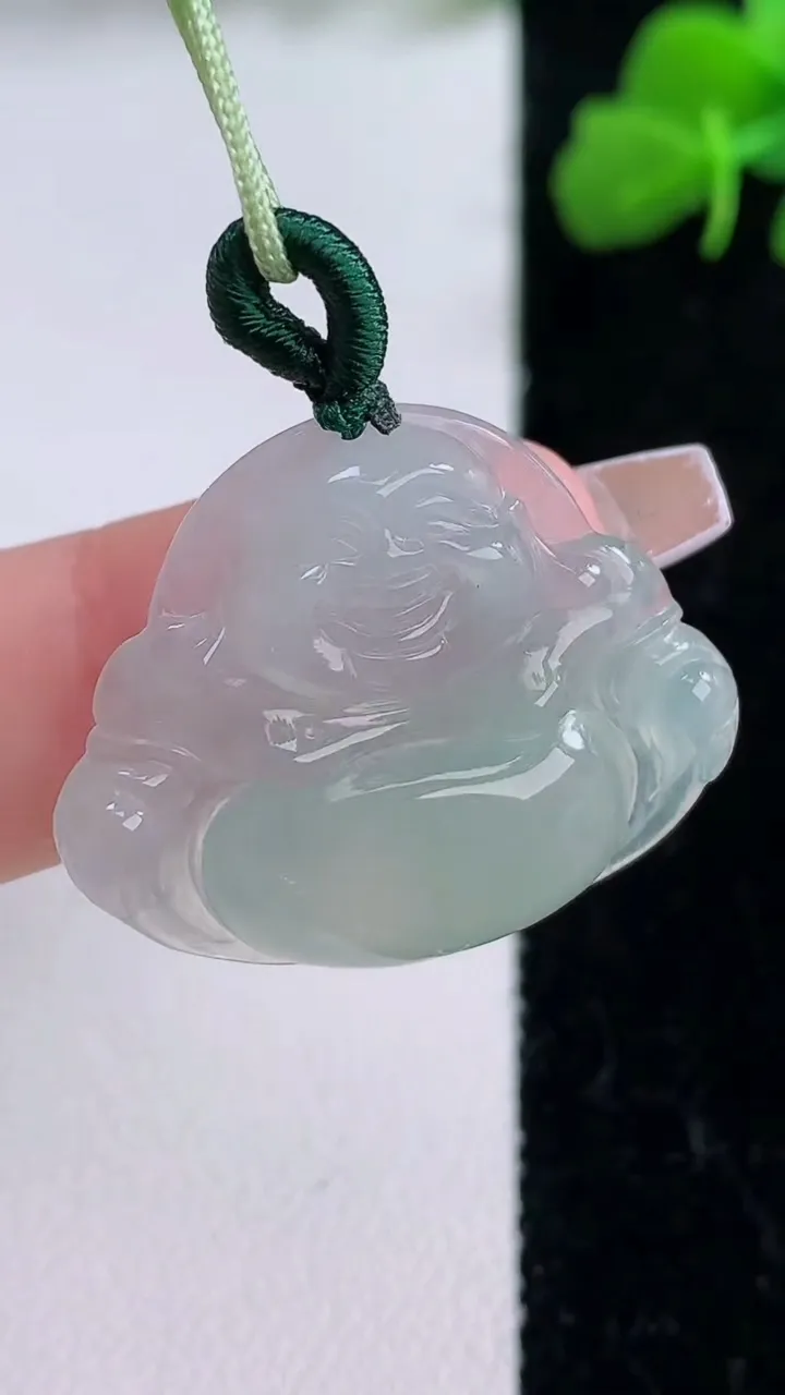 天然A货翡翠佛公吊坠，尺寸24.4-28-5，重量:5.26g
12月8日