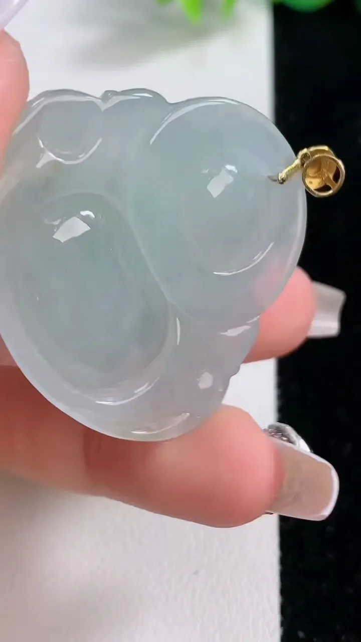 天然A货翡翠佛公吊坠，尺寸36-40-10.2，重量:21.01g
12月9日