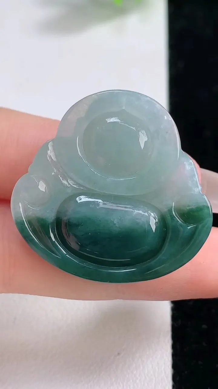 天然A货翡翠冰种飘花佛公吊坠，尺寸31.3-33-6，重量:9.66g
12月9日