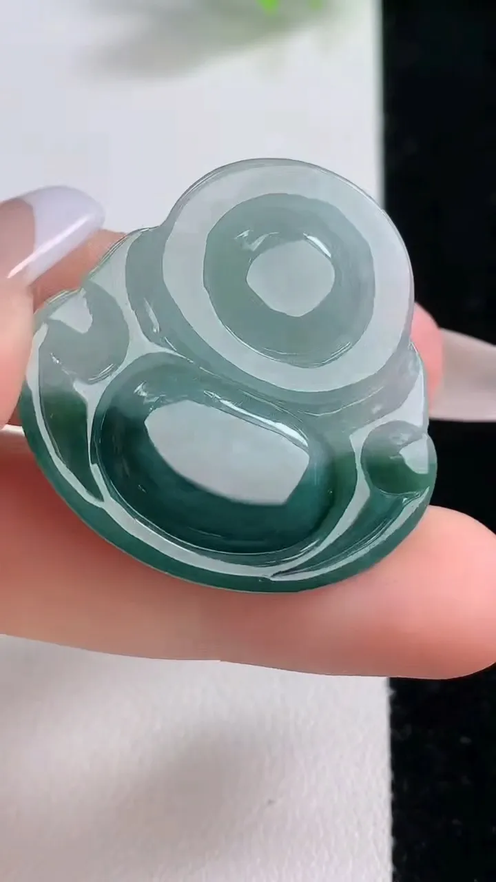 天然A货翡翠冰种飘花佛公吊坠，尺寸31.3-33-6，重量:9.66g
12月9日