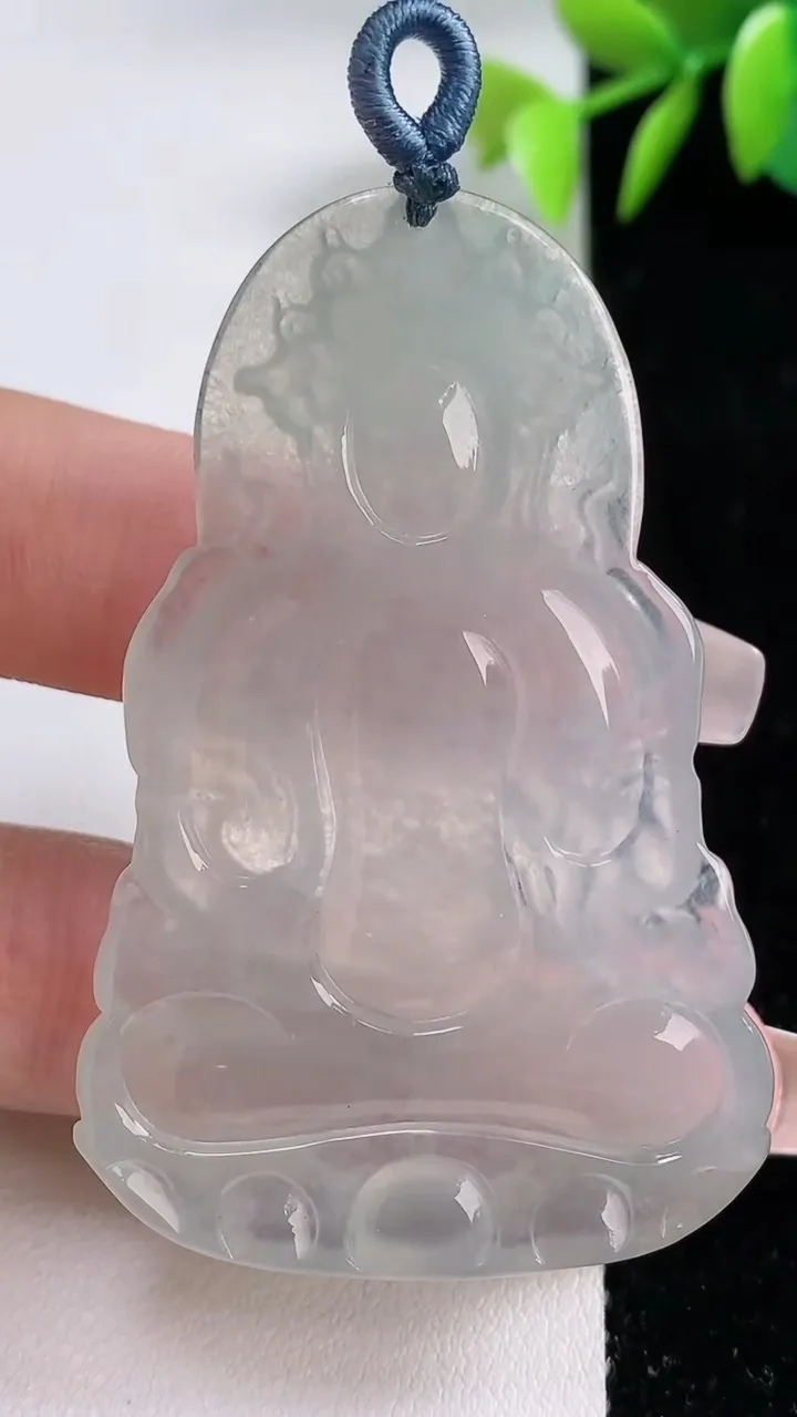 天然A货翡翠度母观音吊坠，尺寸58.4-37.5-6.2，重量:22.89g
12月10日