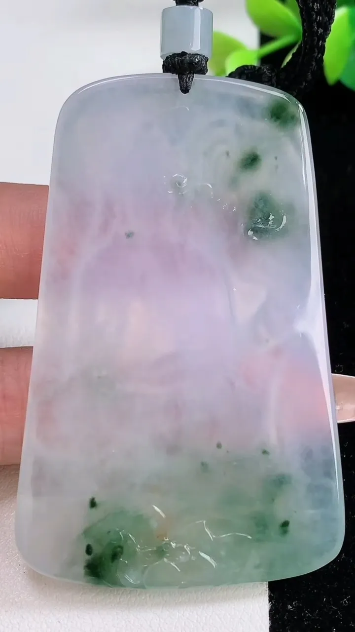 天然A货翡翠种飘花普贤菩萨吊坠，尺寸67.6-42.7-5.4，重量:43.10g
12月10日